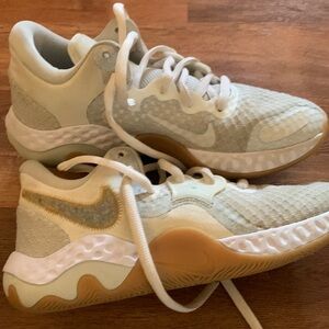 Nike basketball shoes